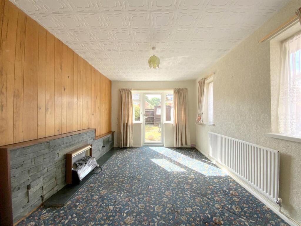 Amesbury Avenue, Scartho photo 4