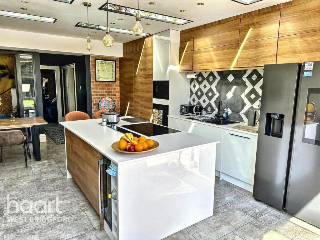 House in Nottingham, Wilford - View 3