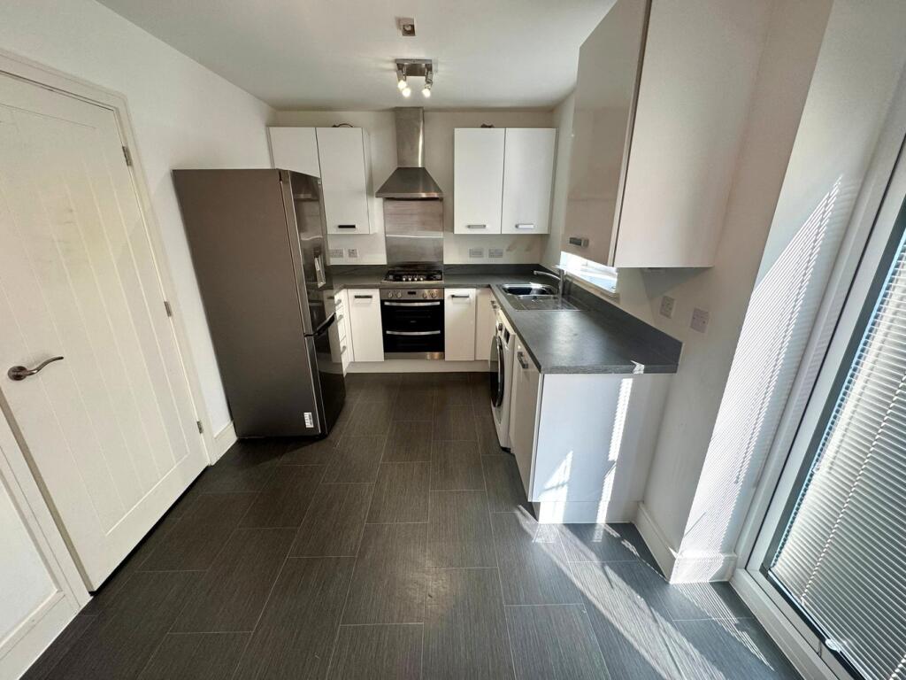 Thorntree Lane, Branston, Burton-on-Trent, DE14 photo 2