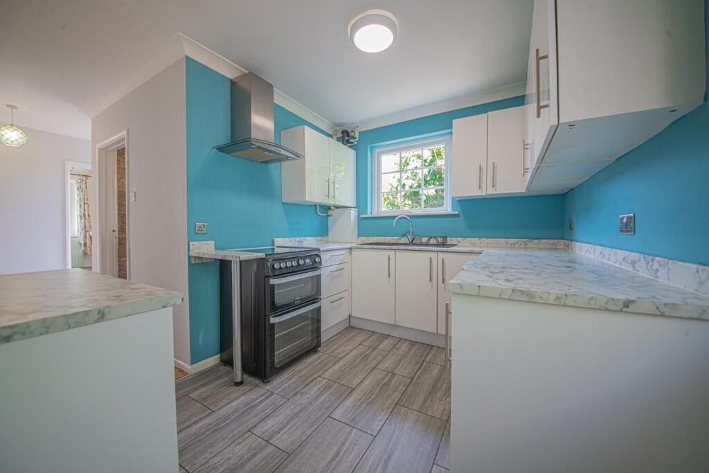 House in Southampton - View 5