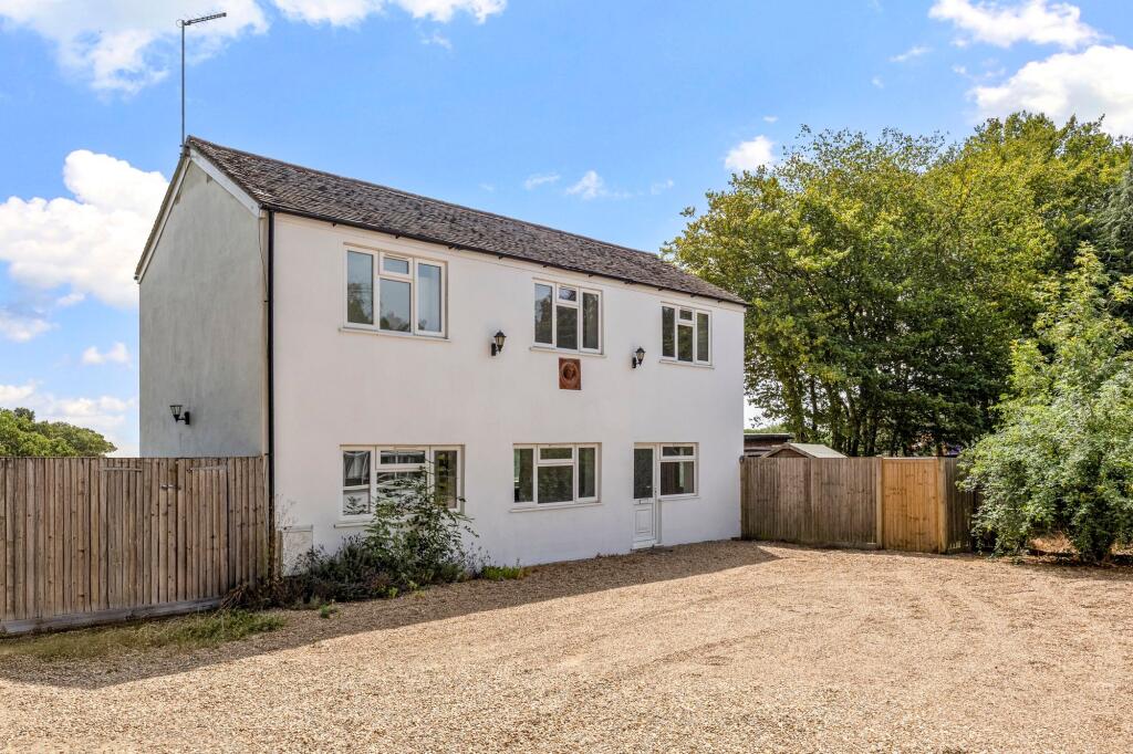 The Coach House, Millfields Farm Cottage, Horsham Road RH12 4PR, Horsham Road RH12 4PR