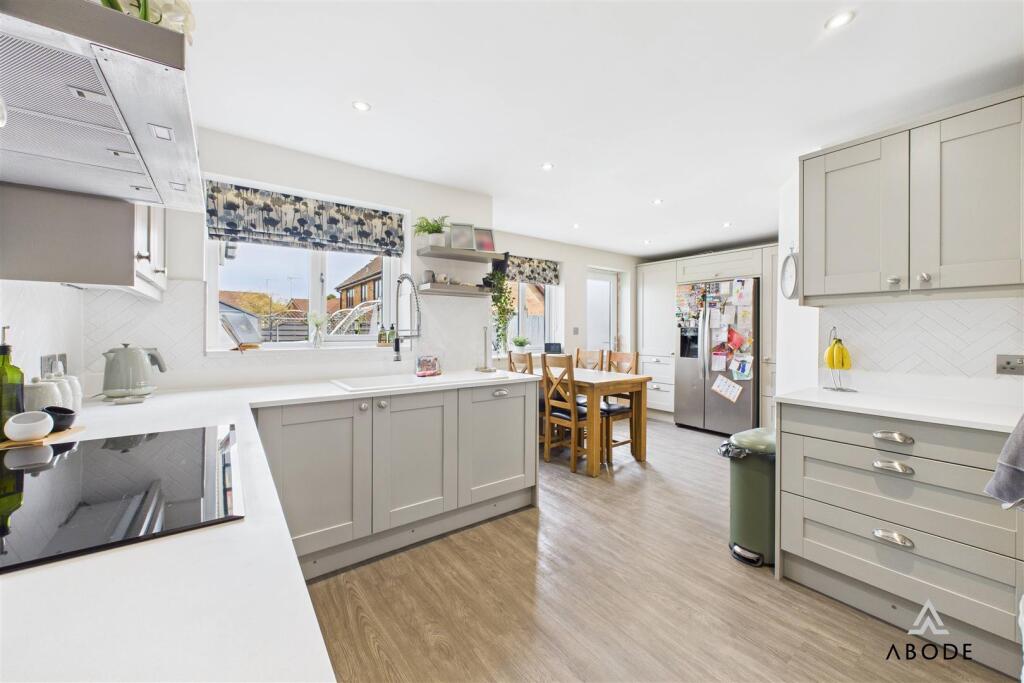 House in Stoke-on-Trent - View 3