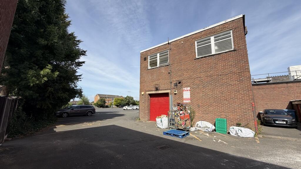 Photo 12