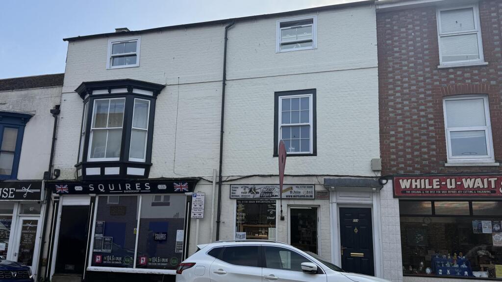 Main image of property: Pyle Street, Newport