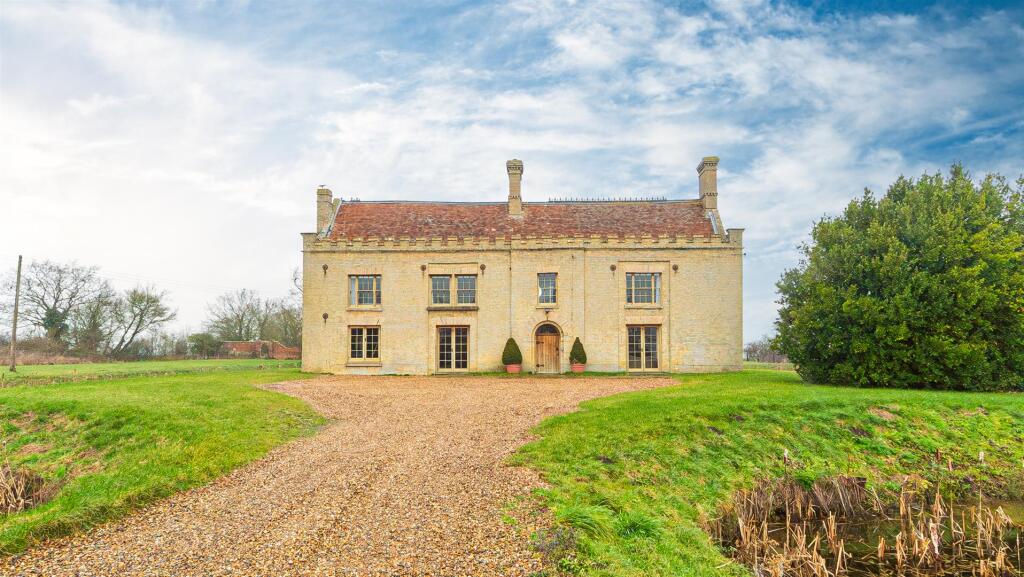 Main image of property: Chediston