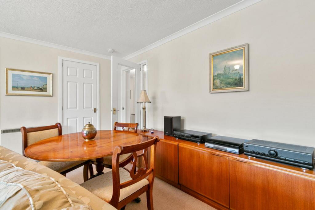 Apartment in Newton Mearns, Capelrig, Patterton - More