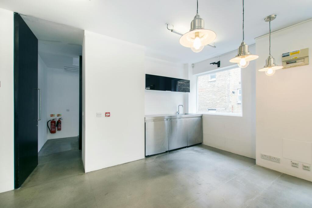 55 Curtain Road, EC2 picture No. 8