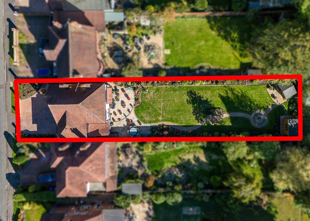 House in Wolverhampton, West Midlands - View 4