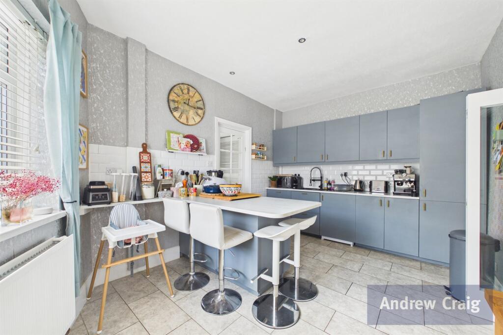 Hurworth Place, Jarrow - View 4