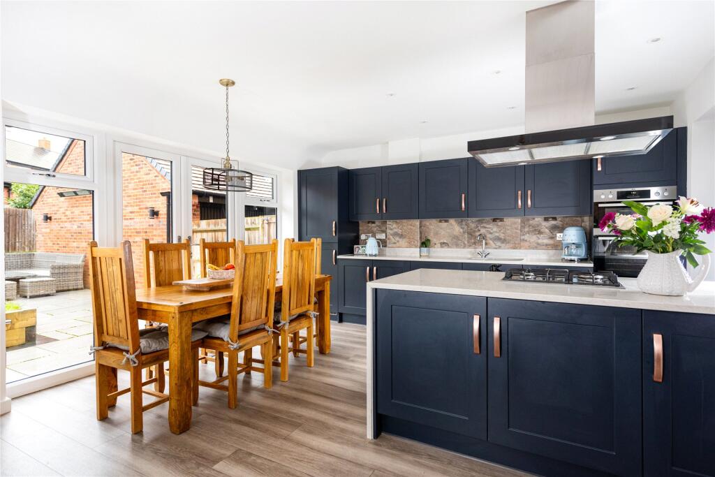 Minter Rise, Winslow, Buckinghamshire, MK18 photo 4