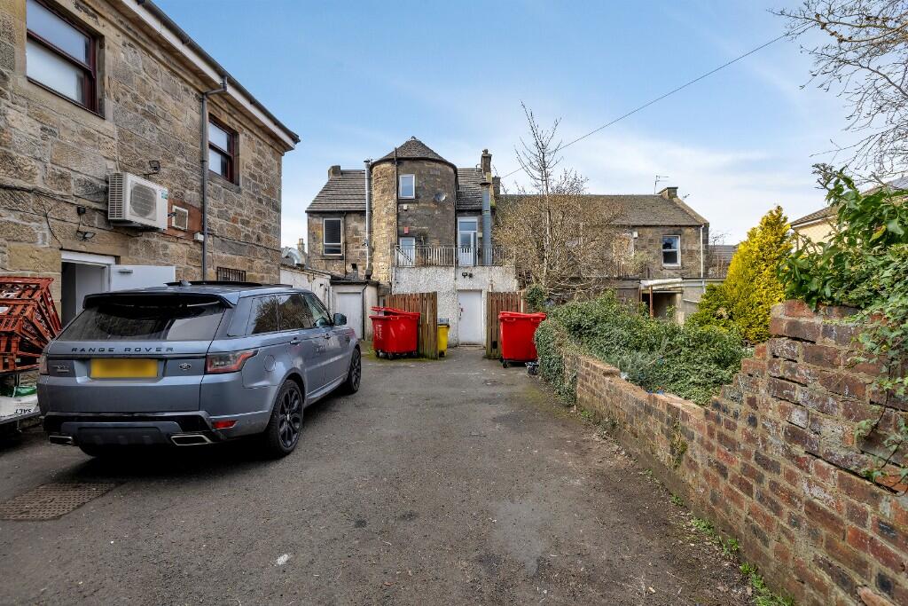6B, Wellgate Street, Larkhall, Lanarkshire, ML9 photo 2