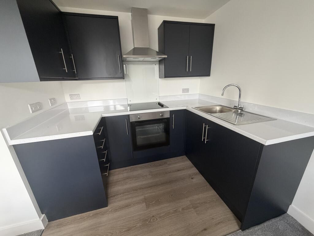 Apartment in Bradford - View 4