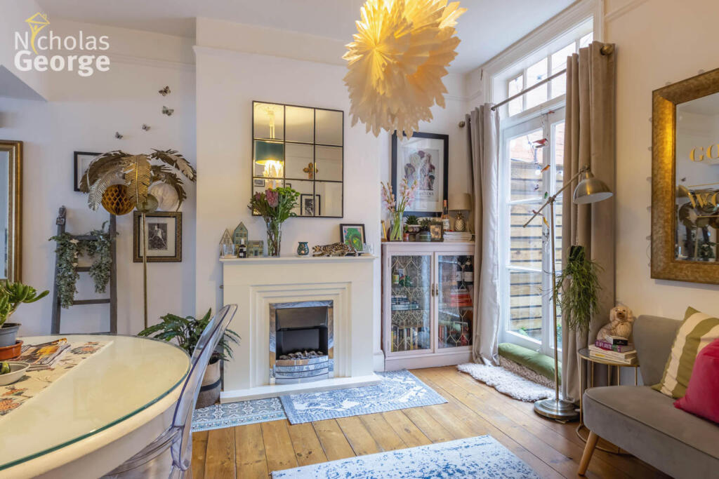 House in Birmingham, Moseley - More