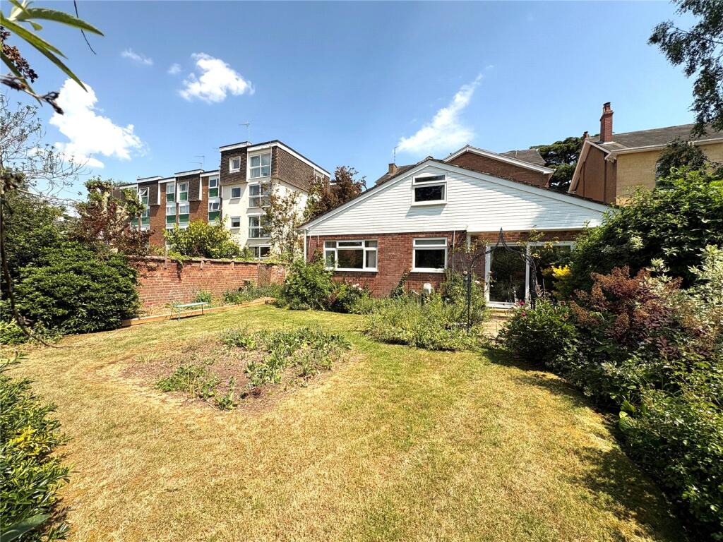Main image of property: Thurmaston Court, Kenilworth Road, Leamington Spa, CV32