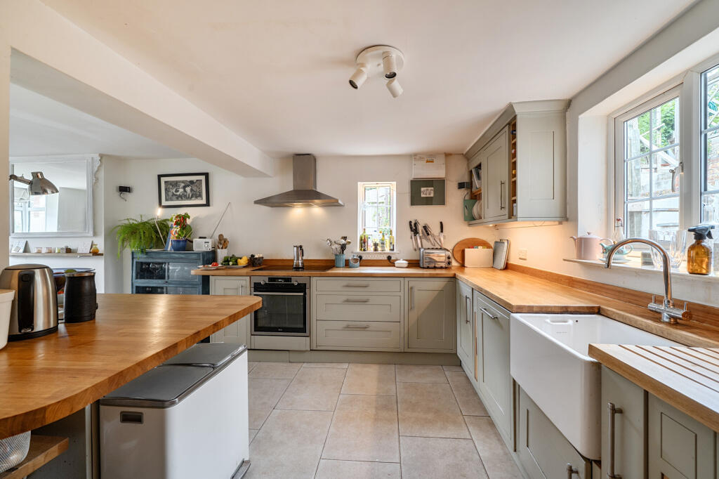House in Stroud - View 4