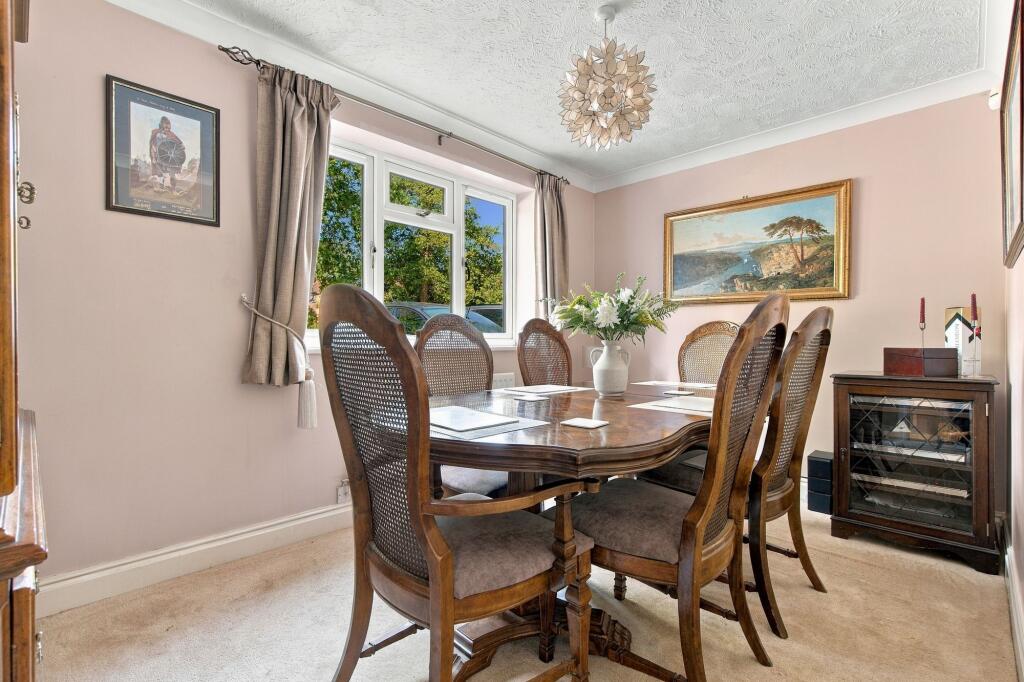 House in Newell Green, Warfield - View 5
