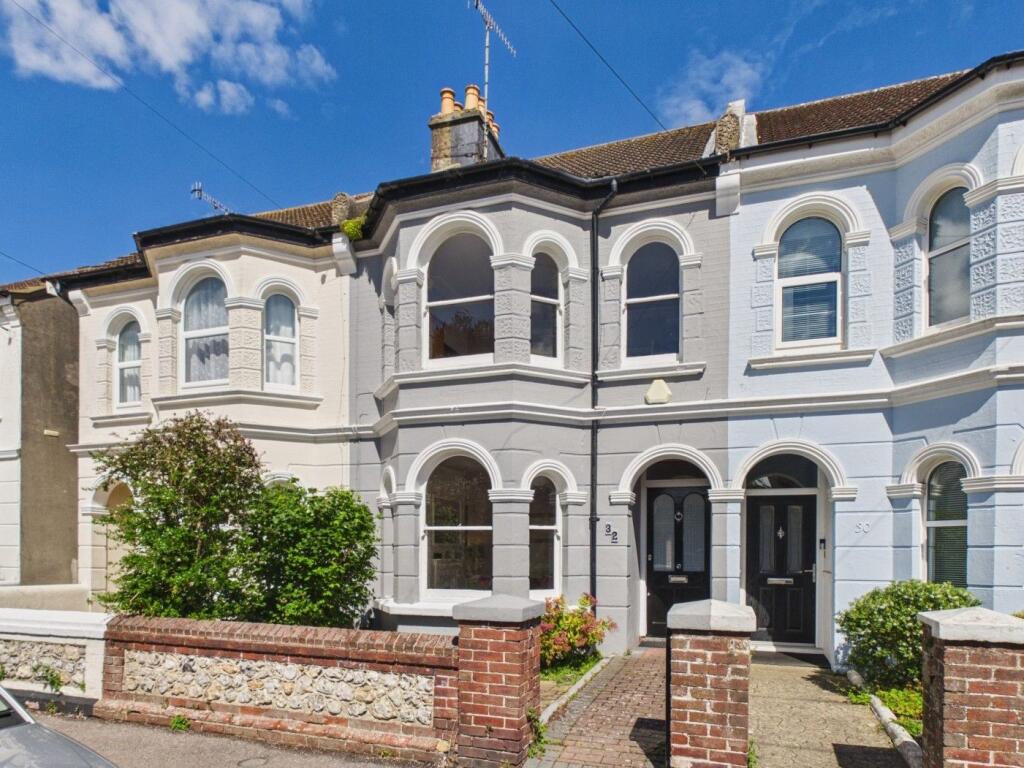 Main image of property: Eastcourt Road, Worthing, BN14 7DA