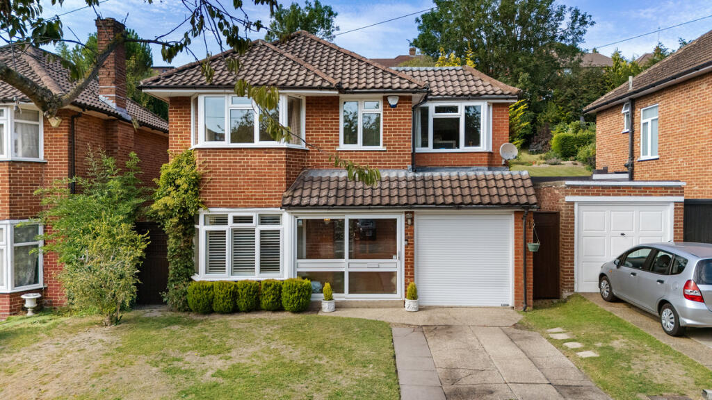Main image of property: Mitchley Avenue, Sanderstead, CR2
