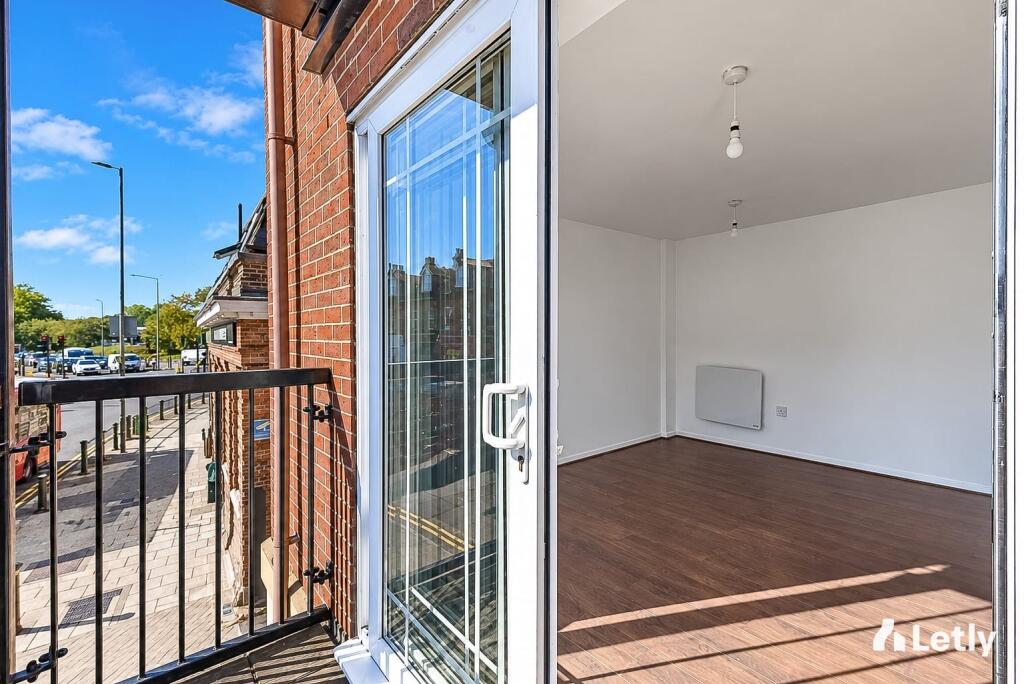 Apartment in London - More