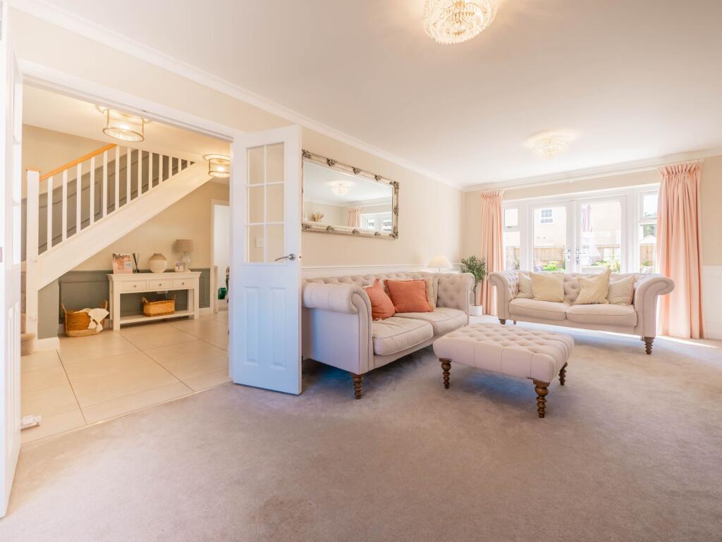 House in Maldon, North Fambridge - View 2