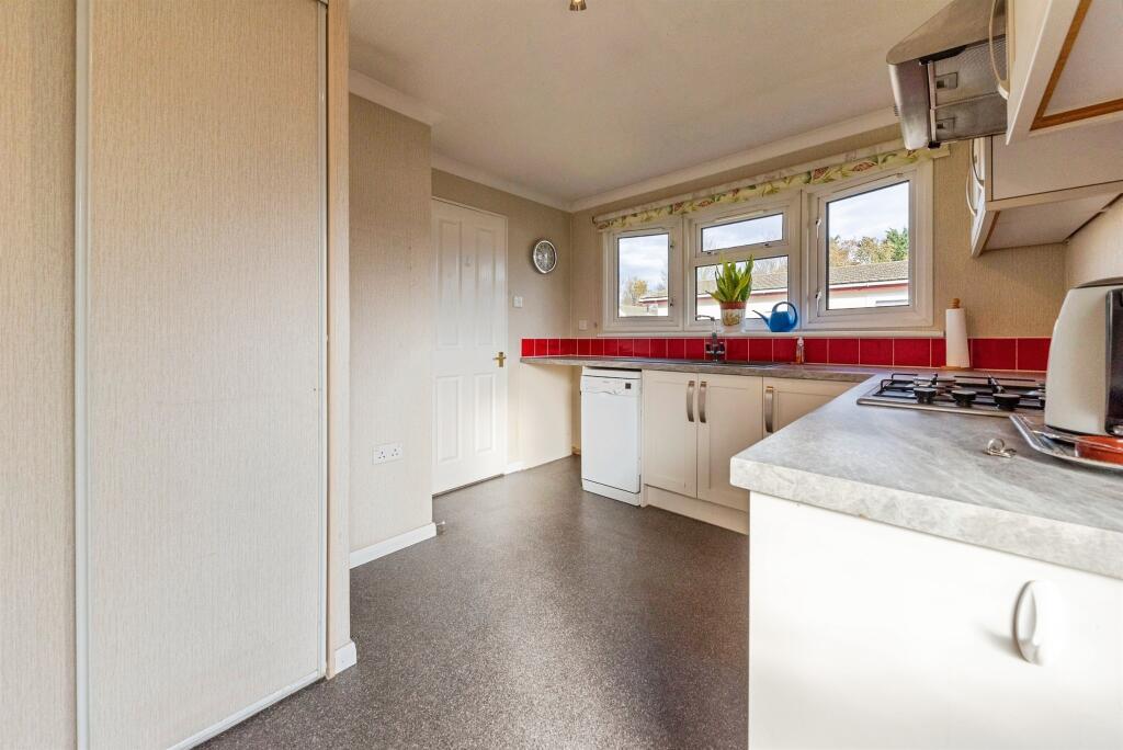 Allington Gardens, Allington, Grantham photo 4