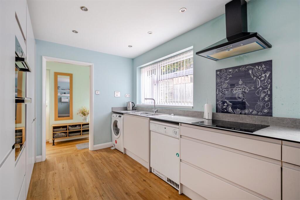 House in Wyre Forest, Aggborough, Kidderminster - View 5