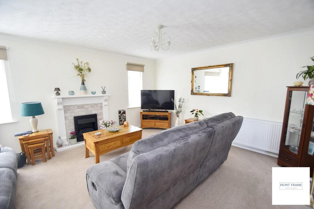 House in Eastbourne, Langney Point, Langney Village - View 2
