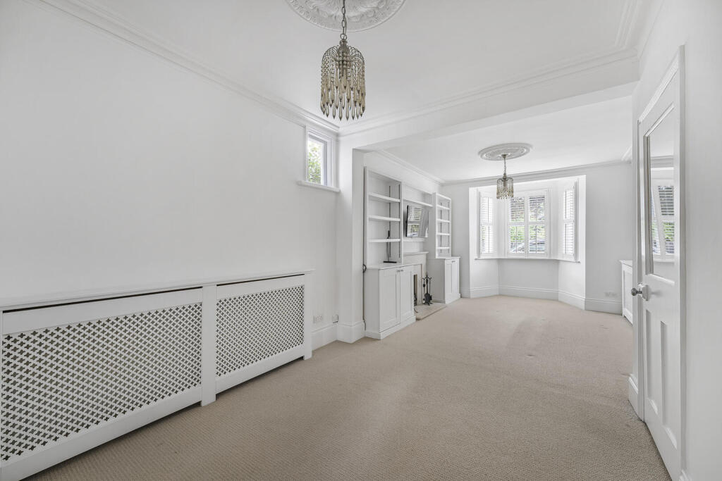 House in Bromley - View 3