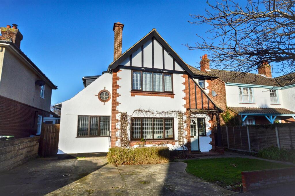 House in Norwich - More