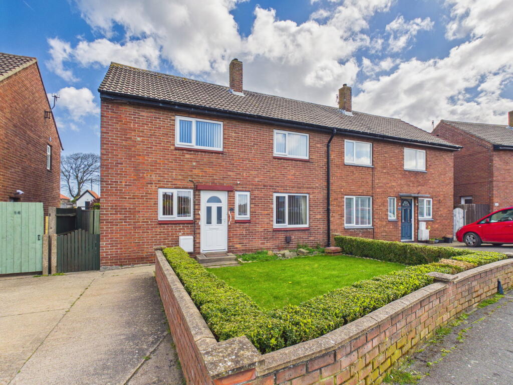 Main image of property: Stonecross Road, Whitby, YO21 3LT