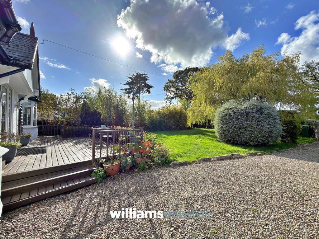 Upper Denbigh Road, St. Asaph, LL17 photo 4