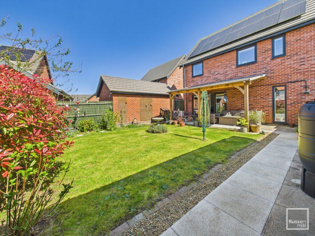 3-bed detached on Walnut Tree Road, Mattishall, £345,000