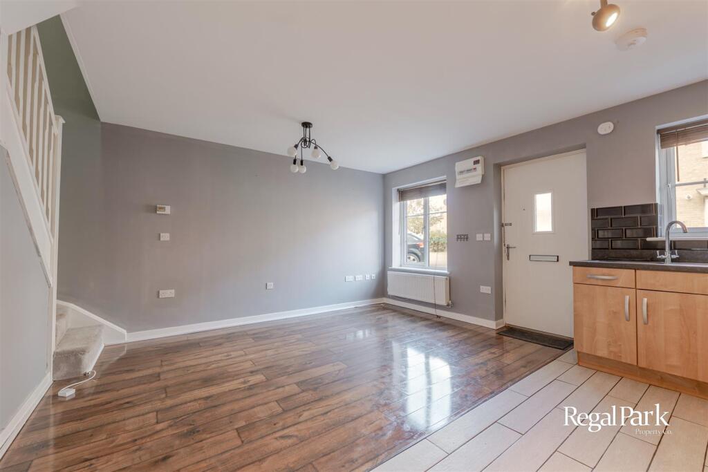 House in Peterborough, Cardea - View 5