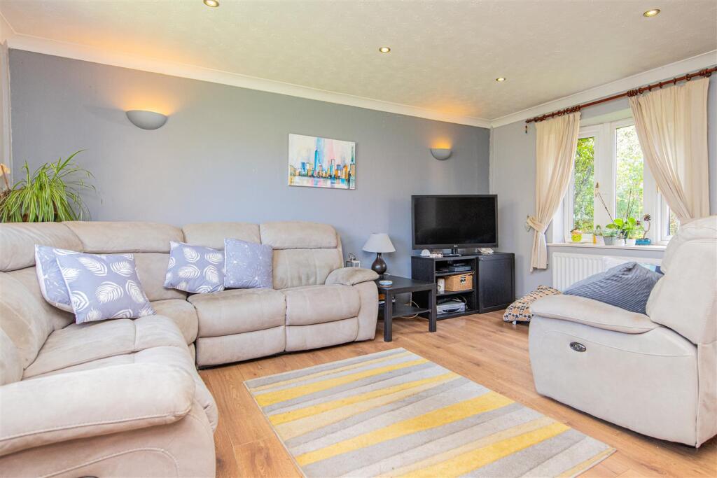 House in Northampton - View 4