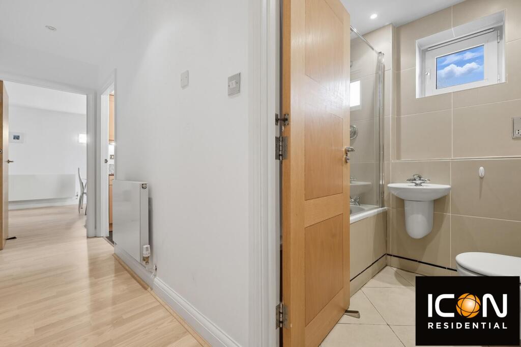 Apartment in London - View 3