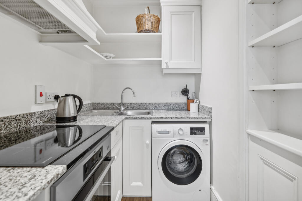 Apartment in London - View 2