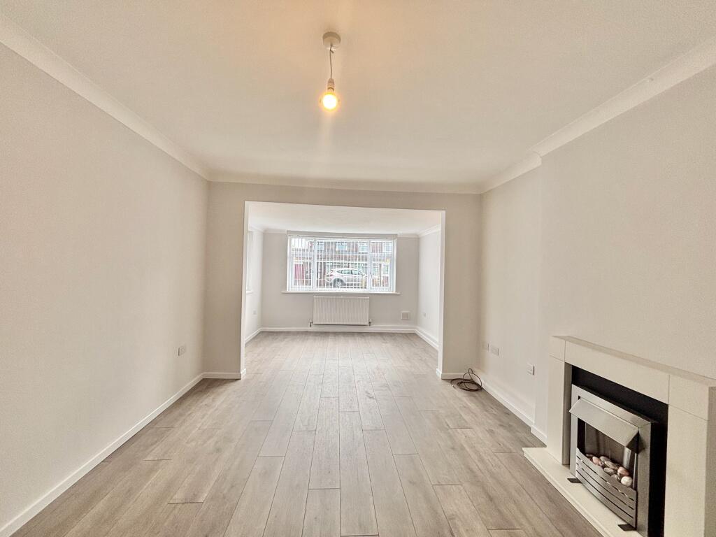 Regent Road, Ryhope, Sunderland - View 3