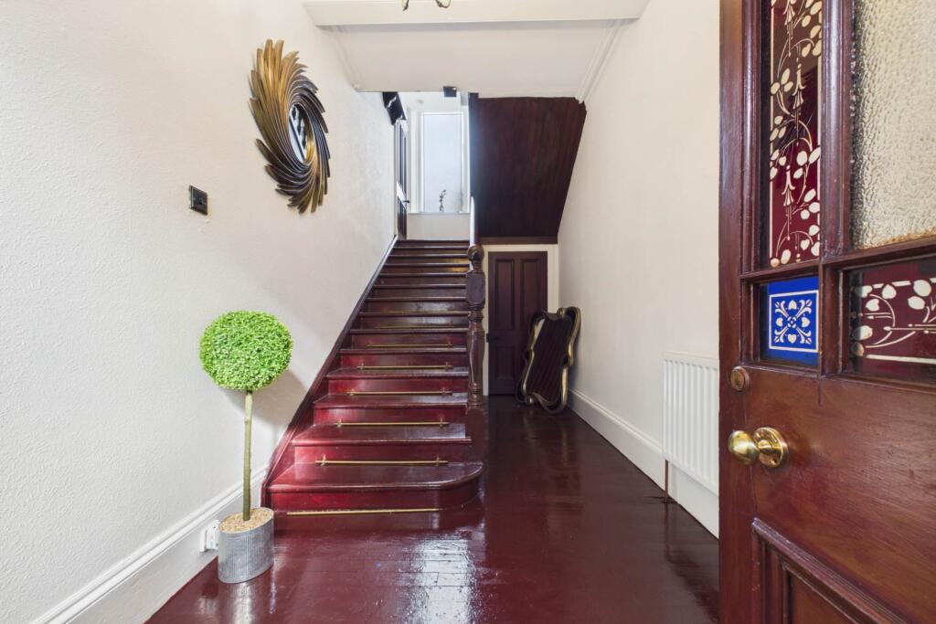 House in Motherwell, South Lanarkshire - View 5