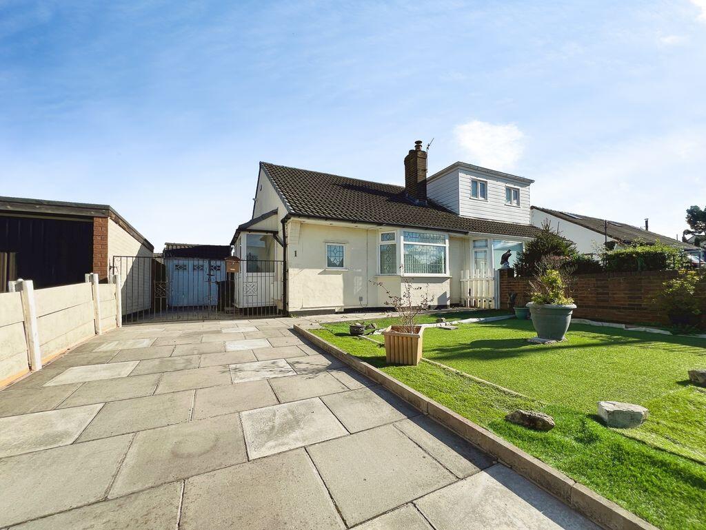 1-bed bungalow on Morven Grove, Breightmet, £190,000