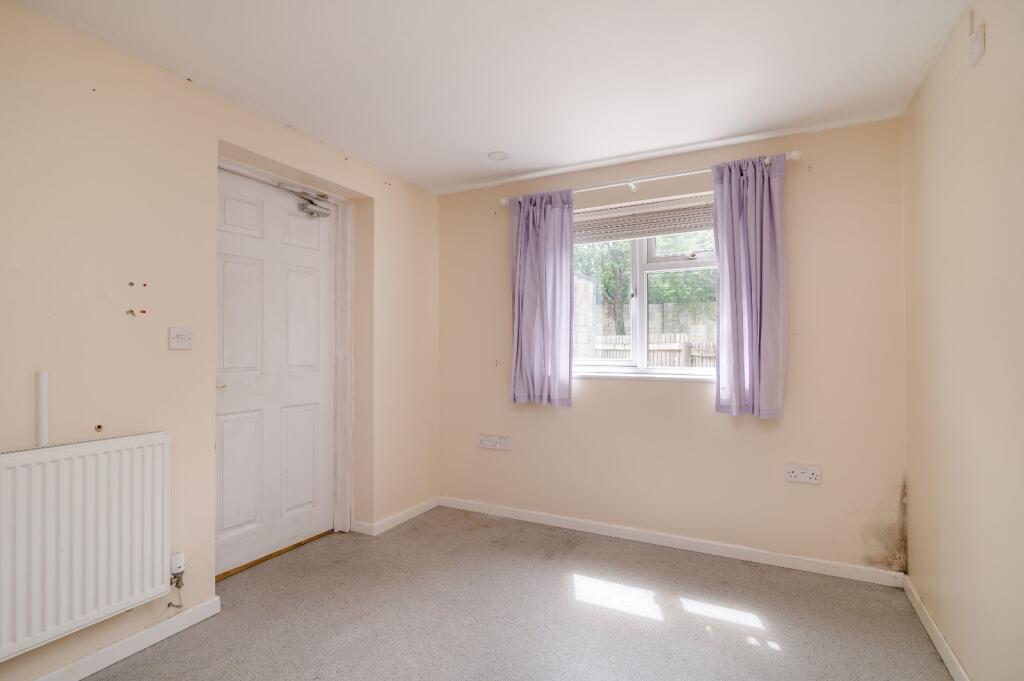 House in Cotswold, Cirencester - View 5
