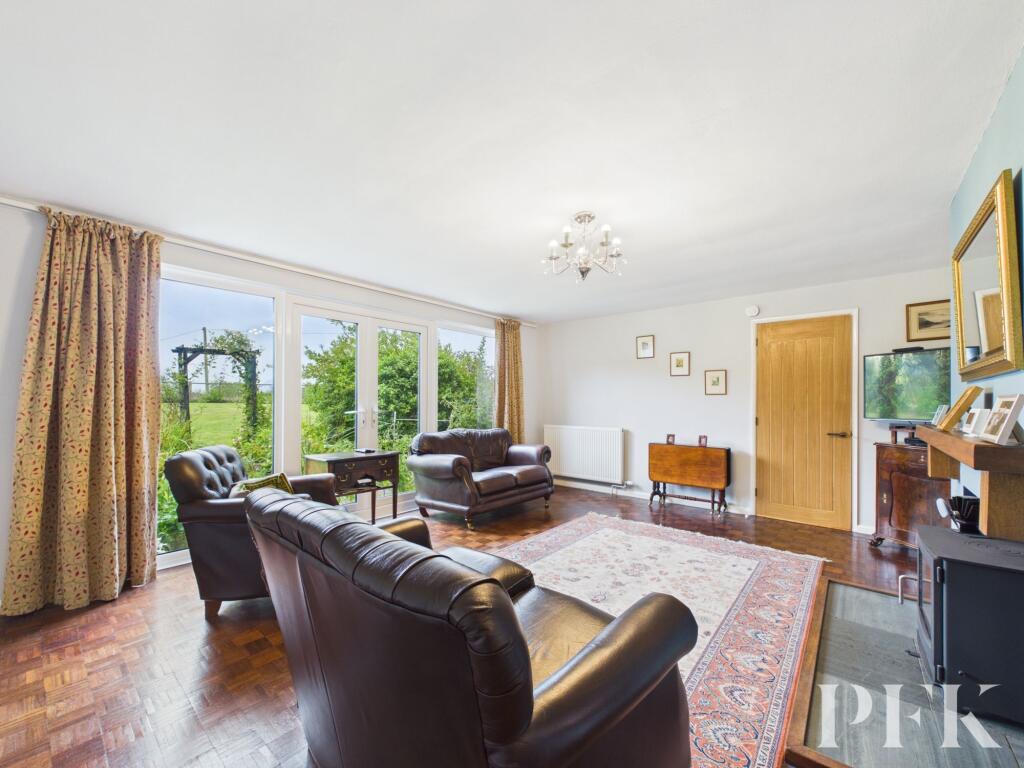 House in Carlisle, Arlecdon and Frizington - More