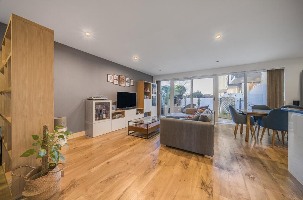 Main image of property: Meadowside, Eltham, London, SE9