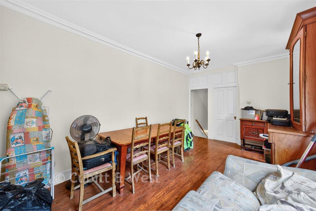 House in Portsmouth - View 5