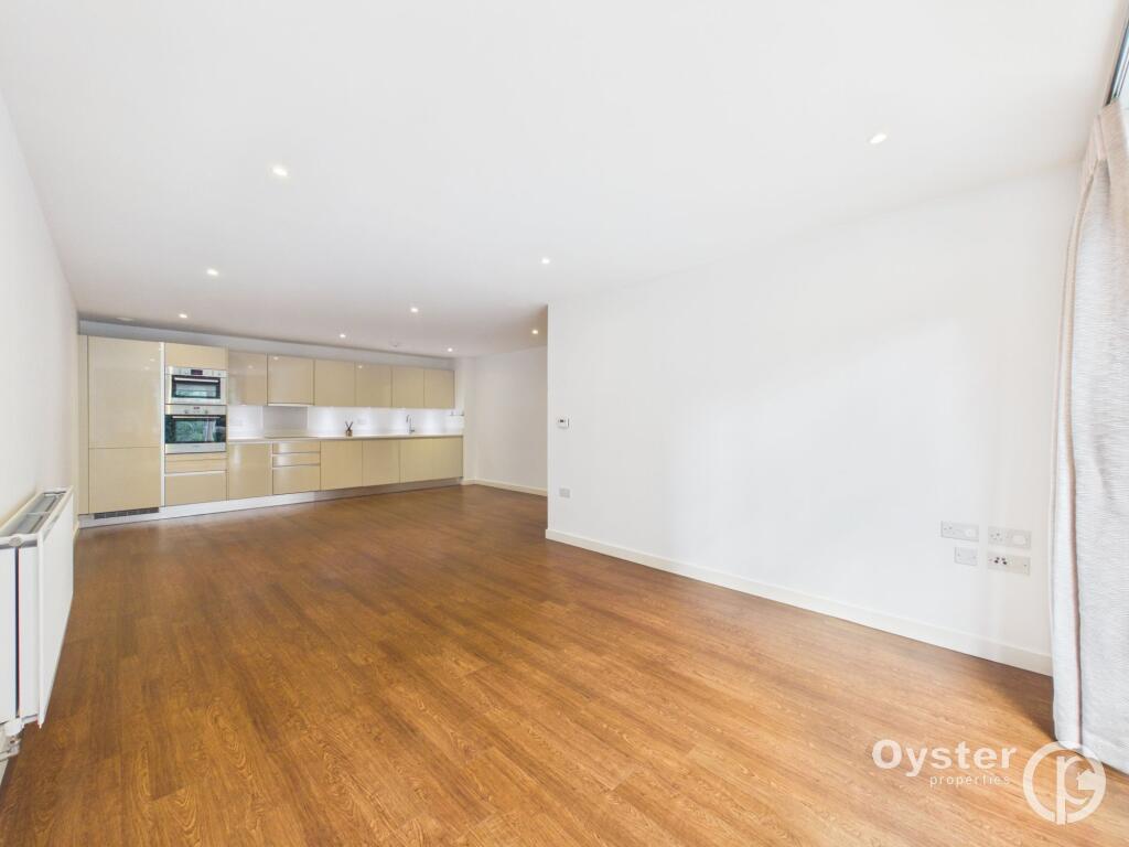 Apartment in Harrow - View 5