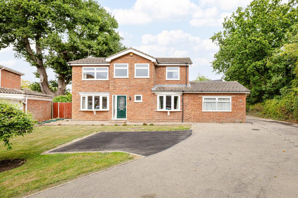 Main image of property: Loates Pasture, Stansted, Essex, CM24