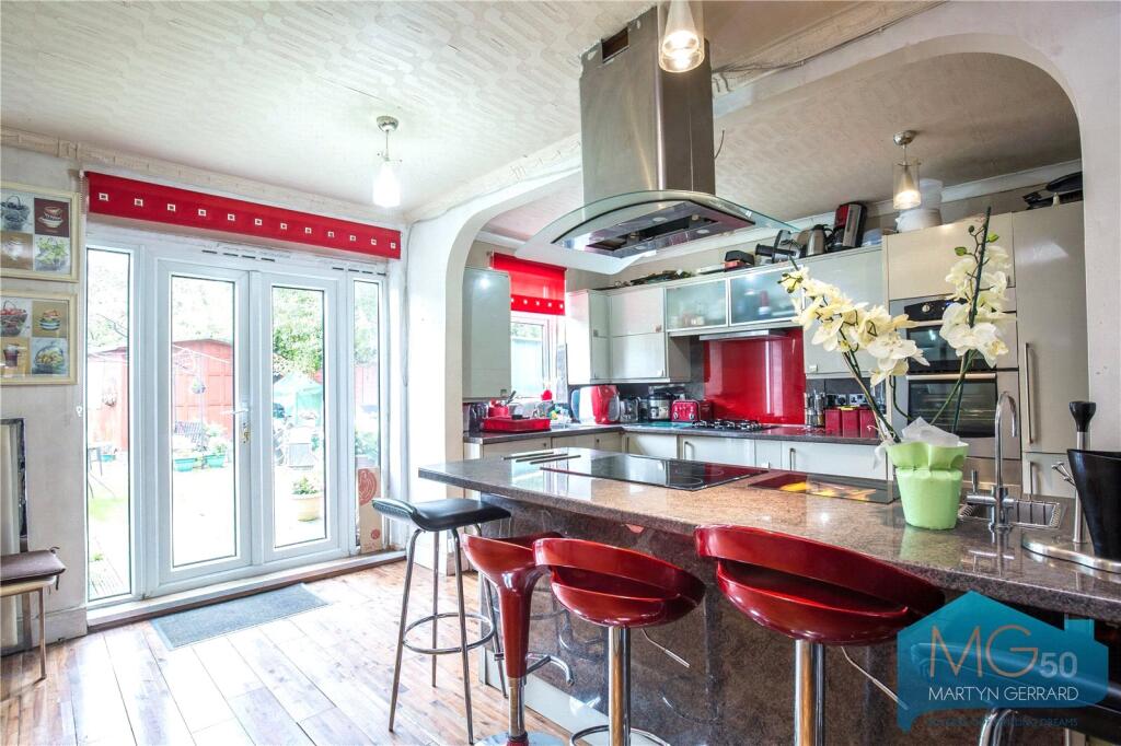 House in London, Colney Hatch - View 3