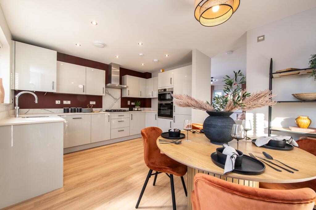 House in Coventry, Keresley Green, Keresley - View 2