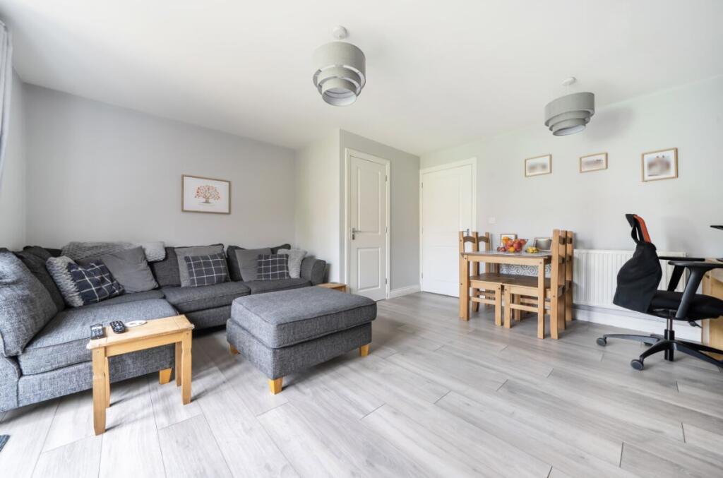 House in Great Denham, Bedford - View 5