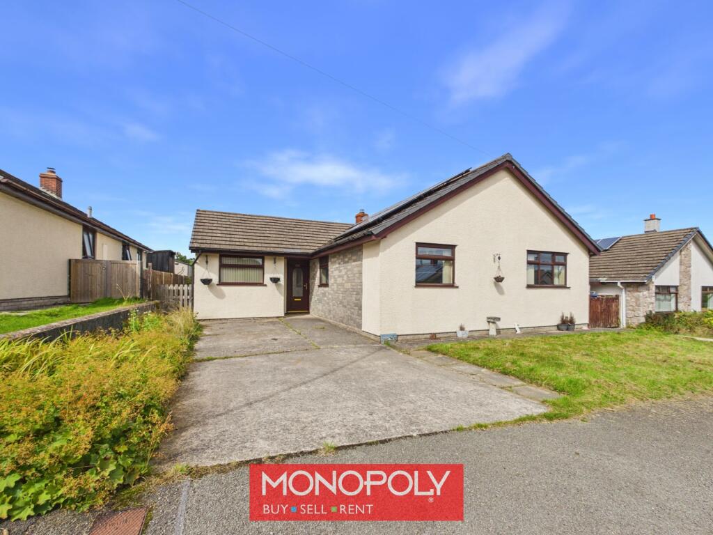 Main image of property: Clawddnewydd, Ruthin, LL15