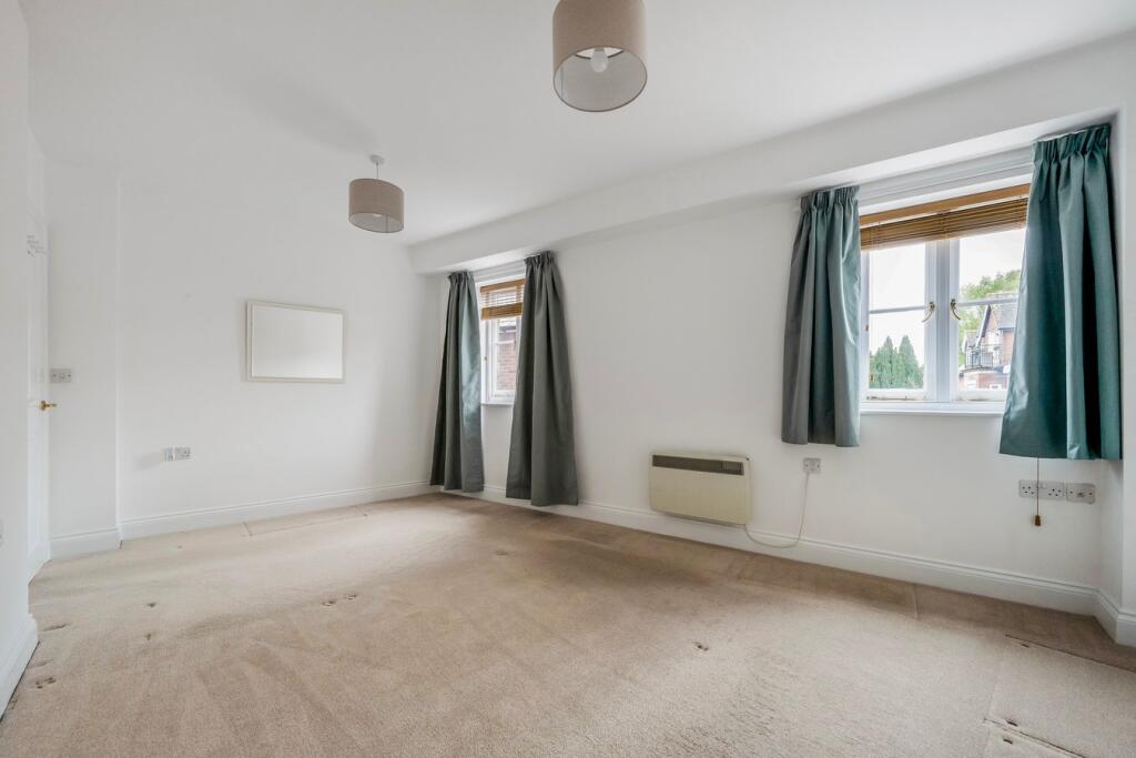 High Street, Lyndhurst, SO43 photo 5